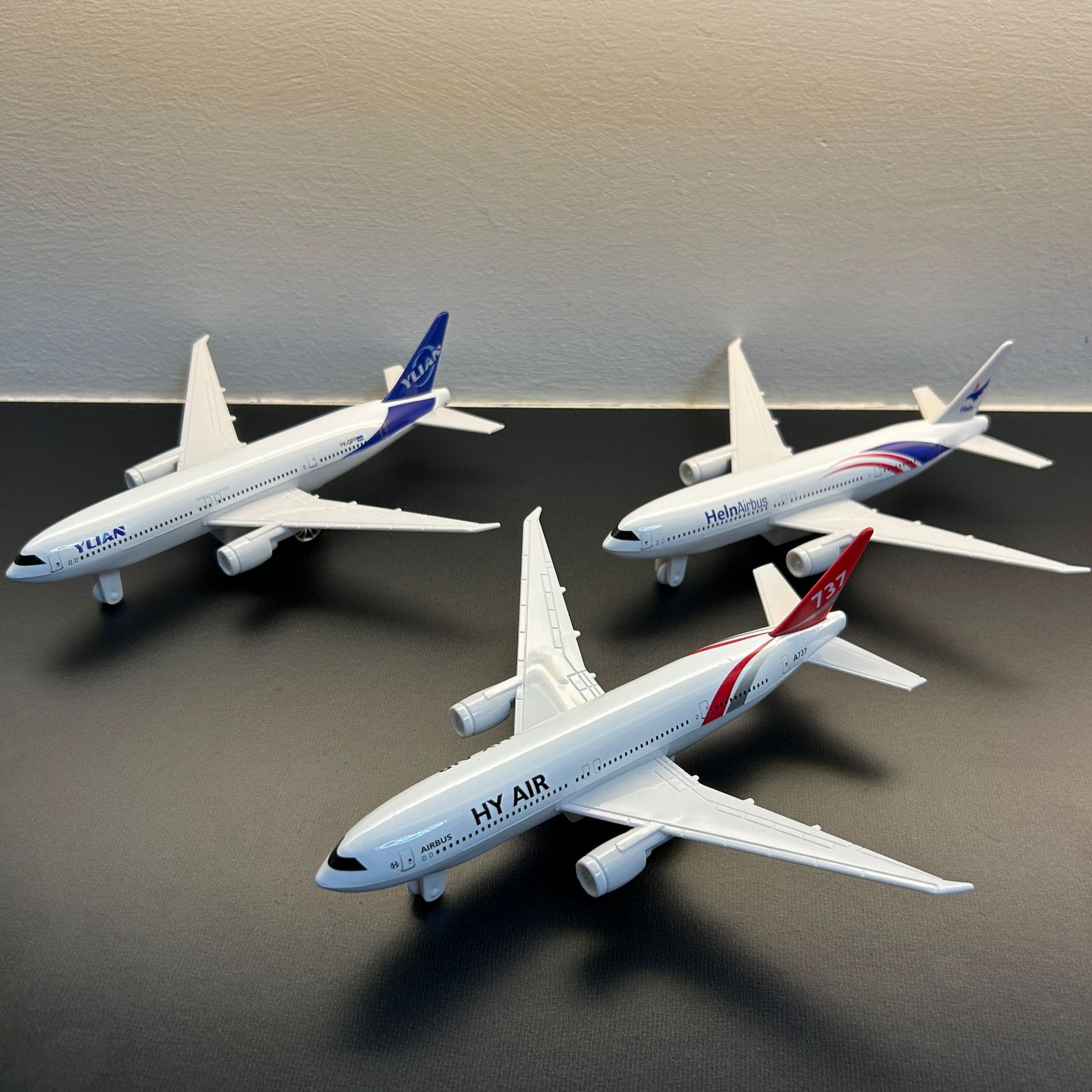 Miniature Aviation Model Child - đánh giá và giá Kids Toys Review